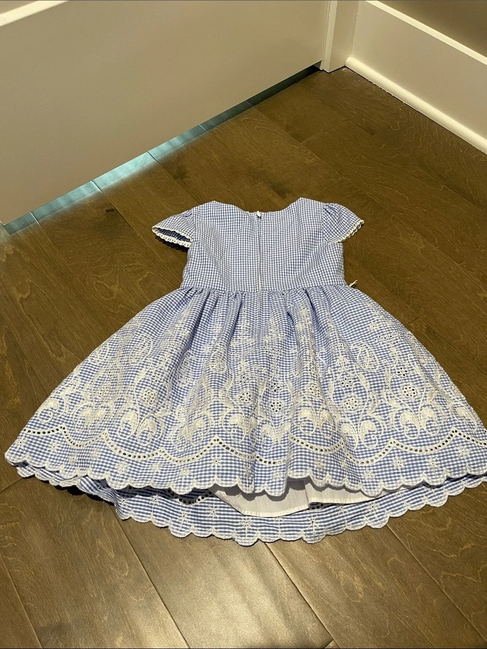 Girls' Dress Size 3T/3 with White embroidery